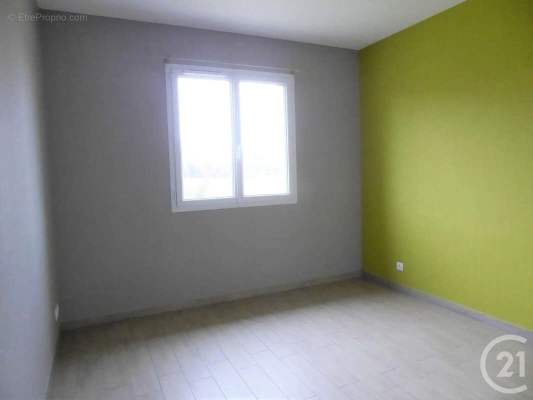 Maison à SAINT-SERNIN-DU-BOIS