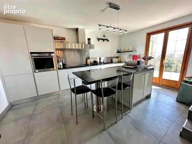 Maison de caractère 5 chambres - photo 4