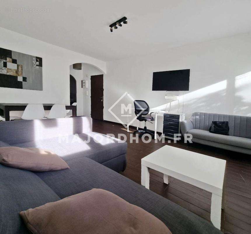 Appartement à MARSEILLE-8E