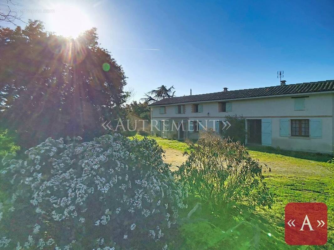 Maison à SAINT-SULPICE