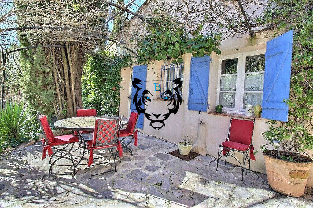 Maison à MONTFERRAT