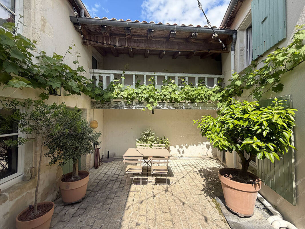 Maison à LA FLOTTE
