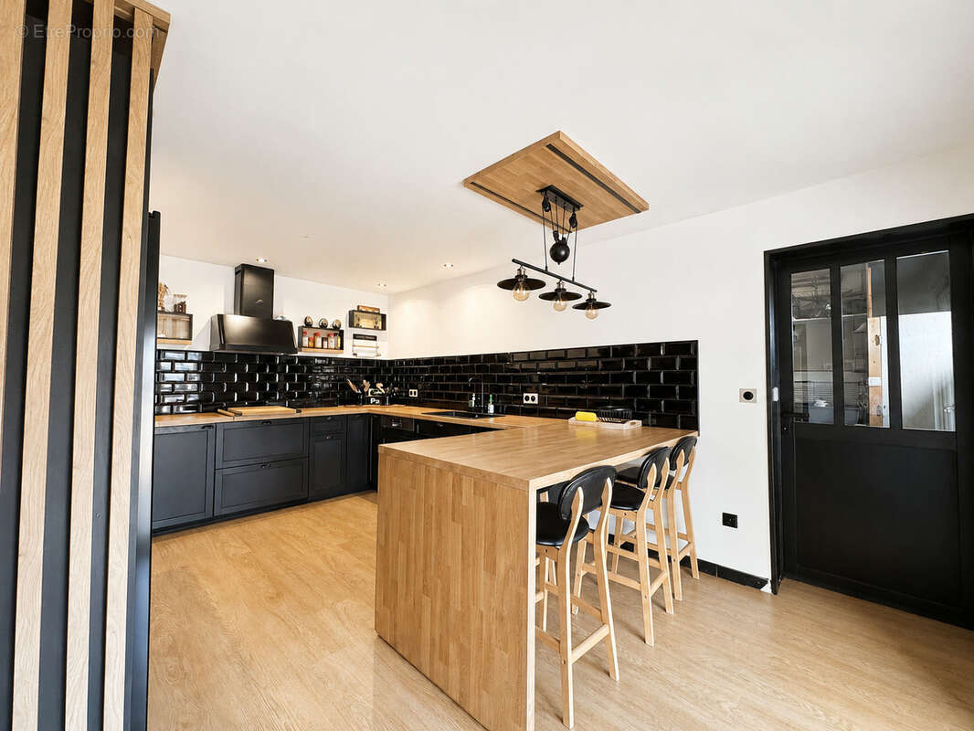 Maison à MEZIDON-CANON