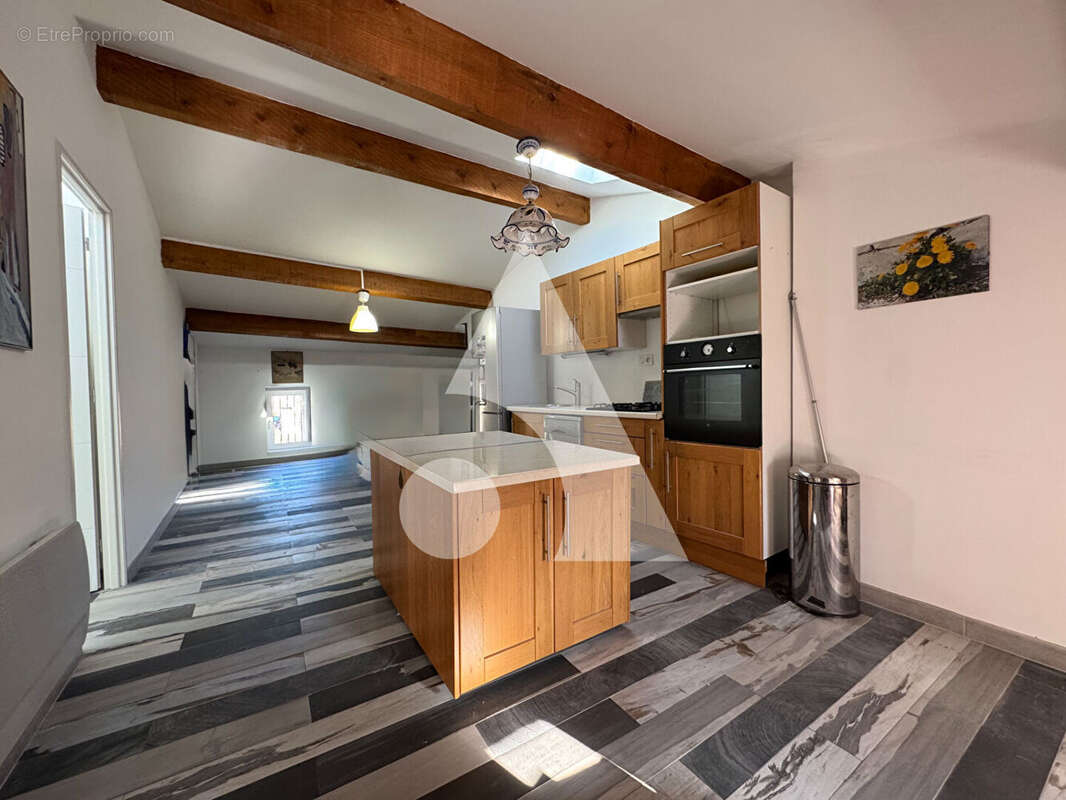 Appartement à GANGES