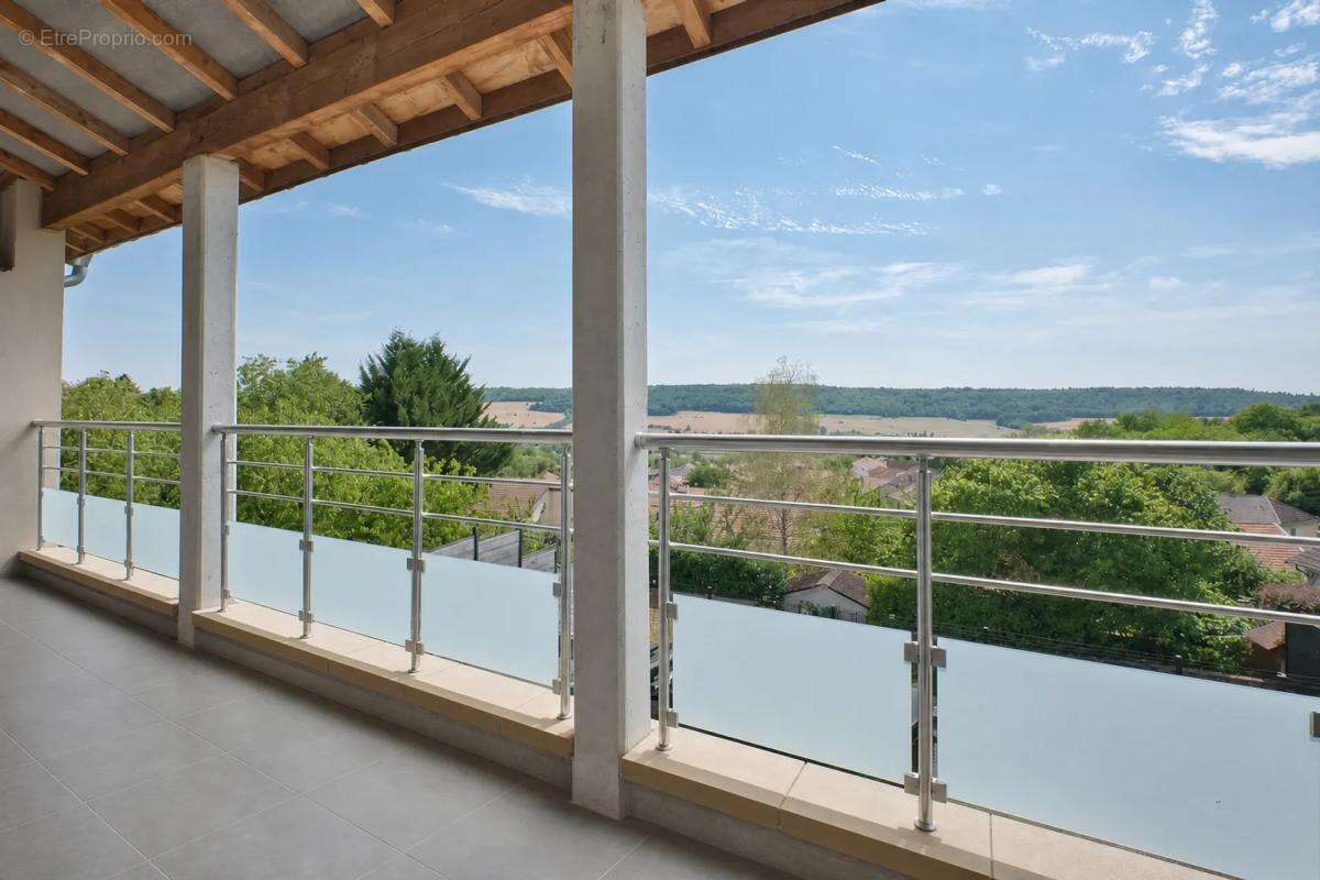 Maison de 9 pièces de 225 m² située à Chaligny - photo 14