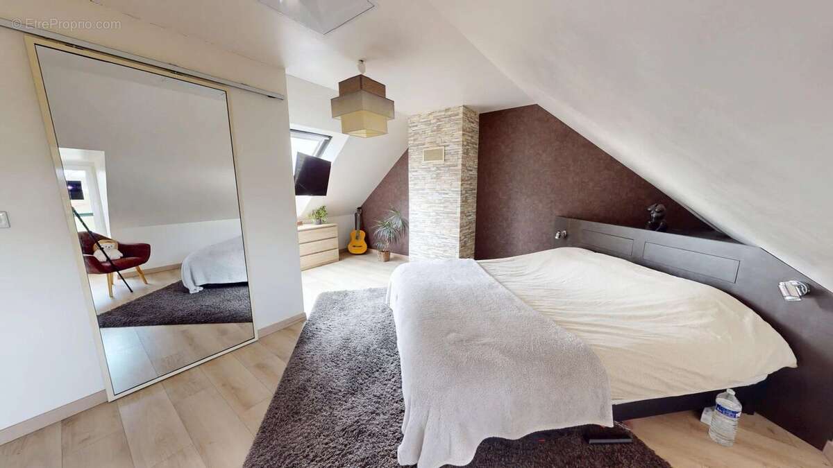 Maison à BOUGLAINVAL