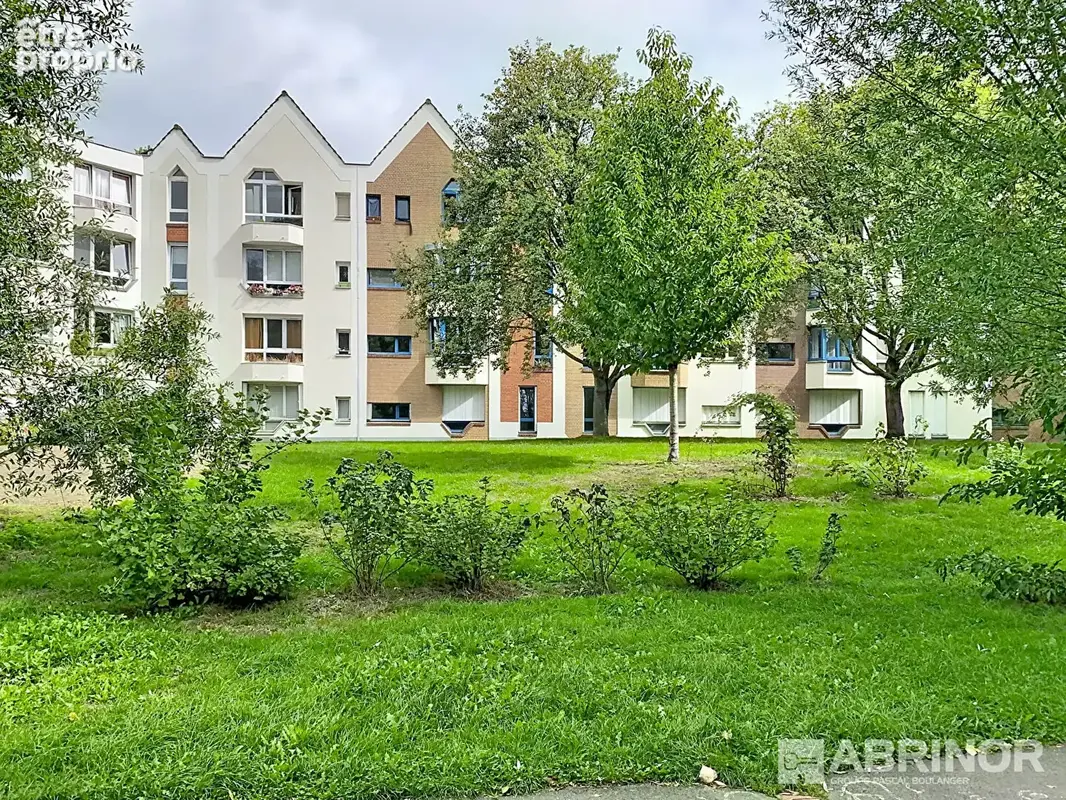Appartement de 65.85 m² habitables - 2 chambres - SDB - Parking privatif - photo 11