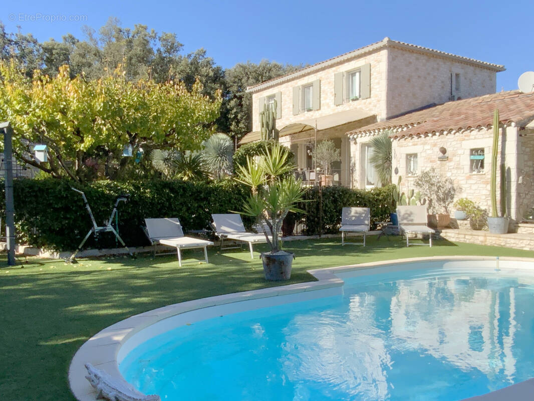 Maison à UZES