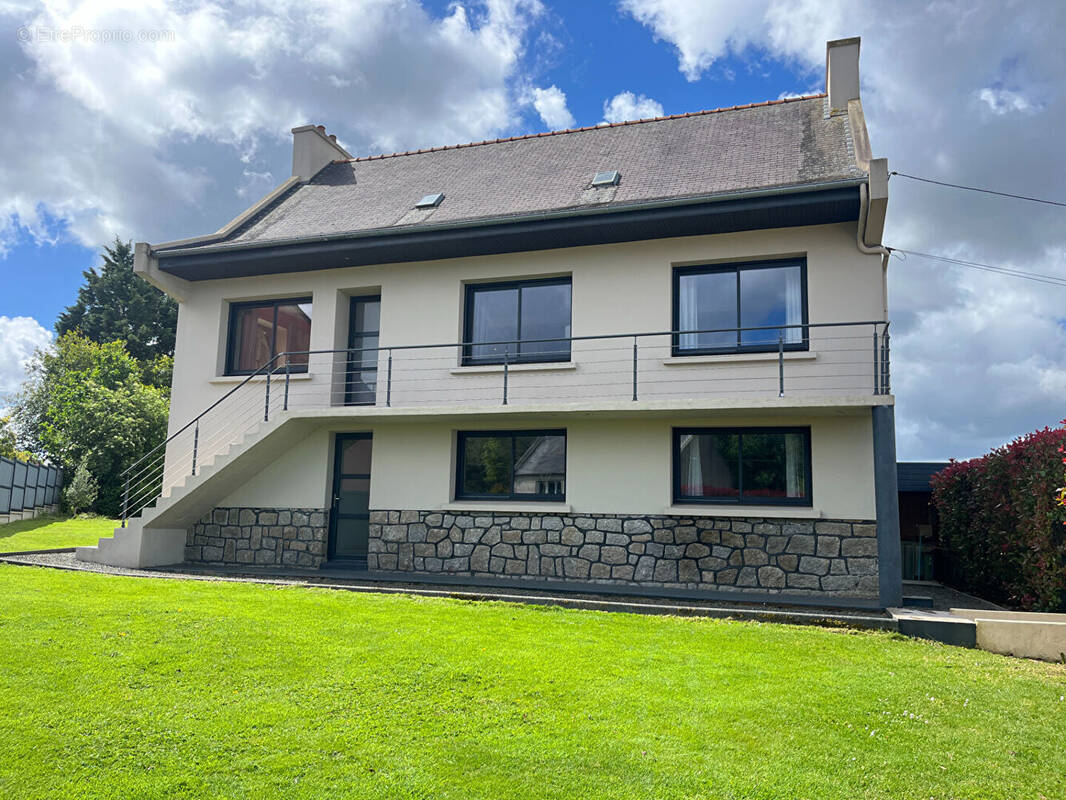 Maison à SAINT-MARTIN-DES-CHAMPS