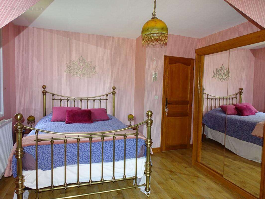 Maison à LES FARGES