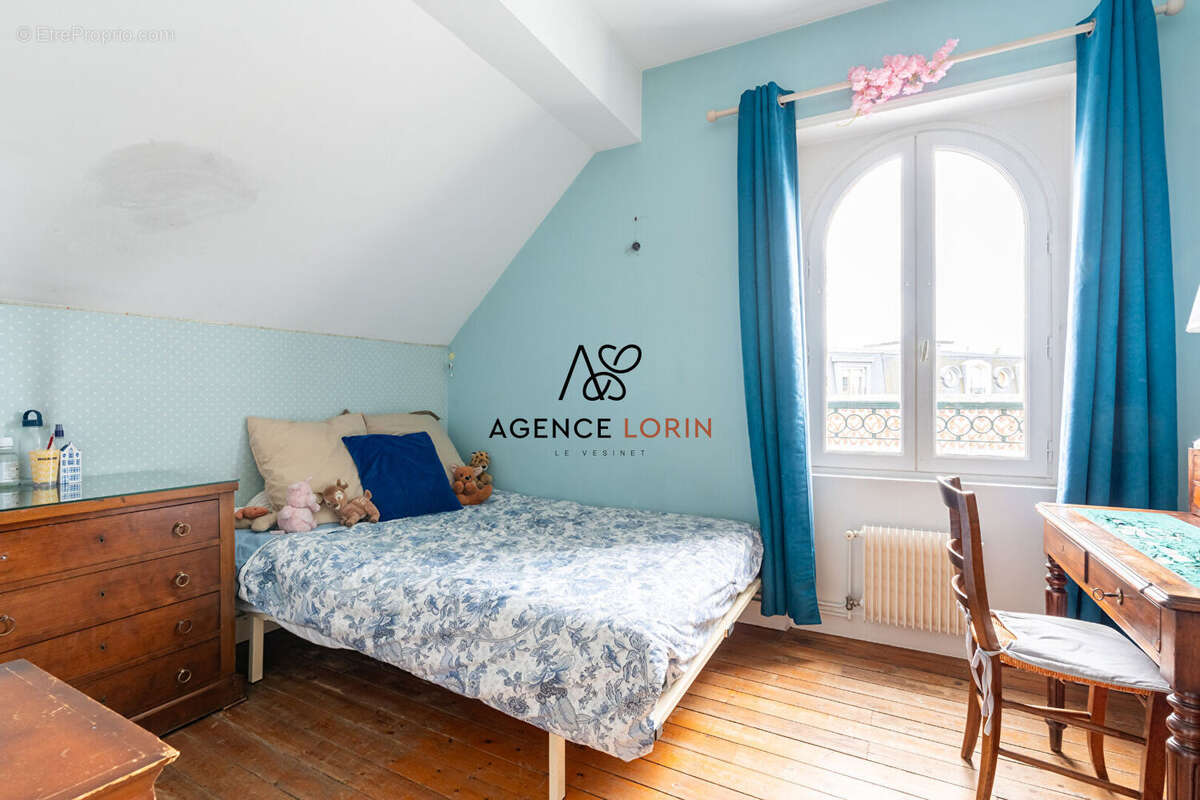 Maison Le Vésinet - 191 m² - 9 pièces - photo 17