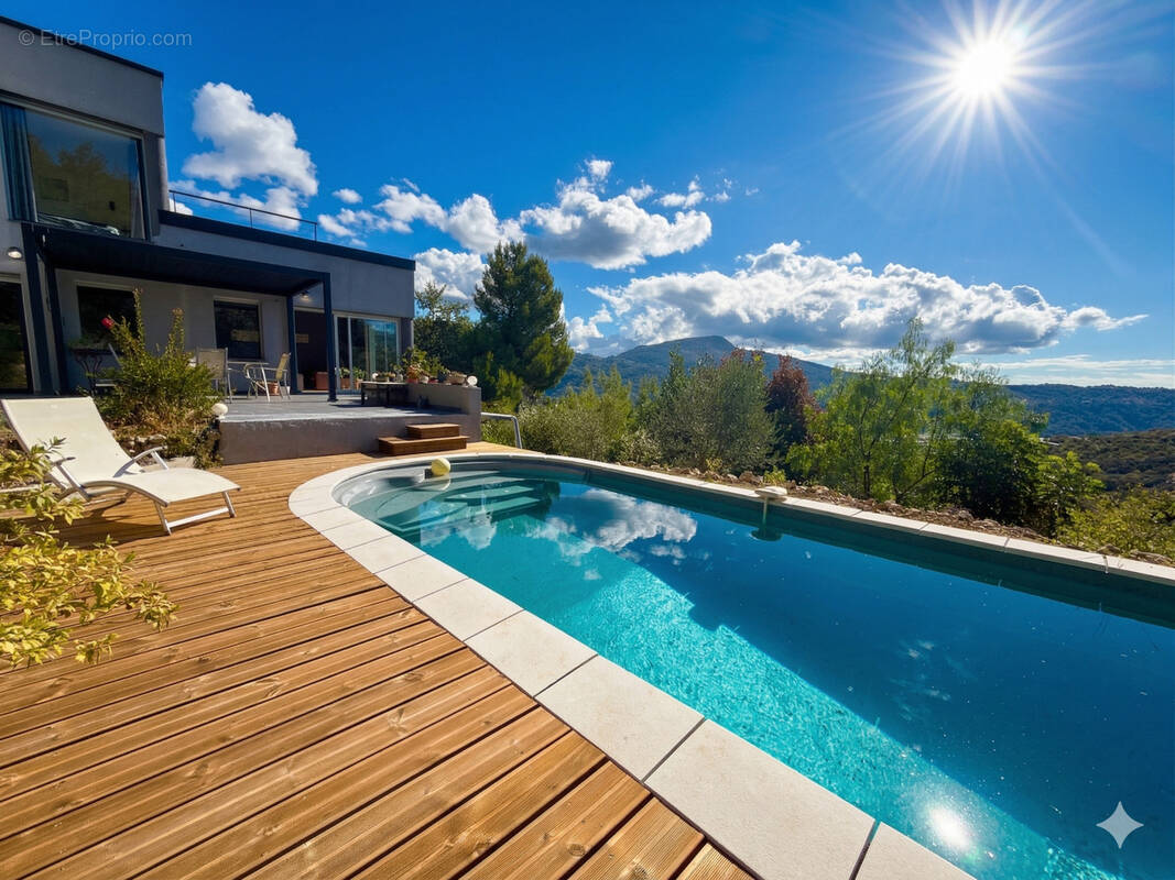 Photo 1 - Maison à CARROS