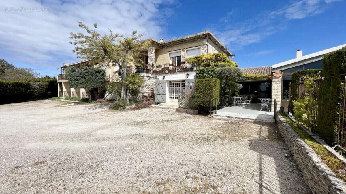 Maison à SAUMANE-DE-VAUCLUSE