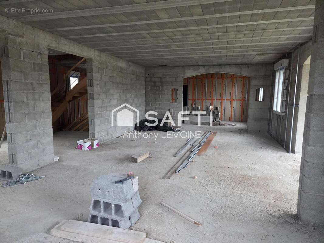 Photo 5 - Maison à LE CHAMBON-SUR-LIGNON