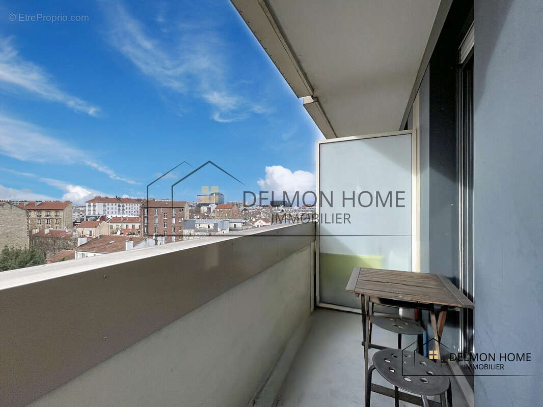 Appartement à COURBEVOIE
