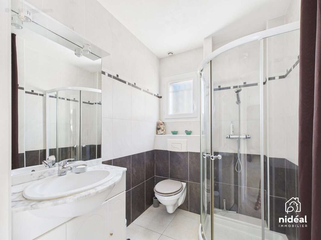 Maison à LUNEL-VIEL