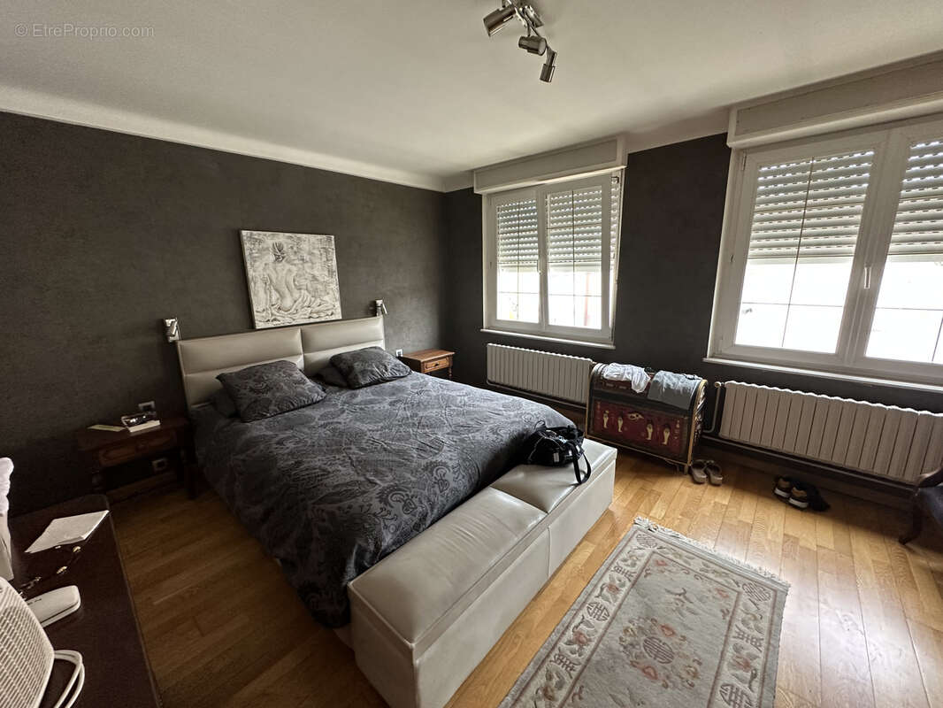 Autre à COURCELLES-CHAUSSY