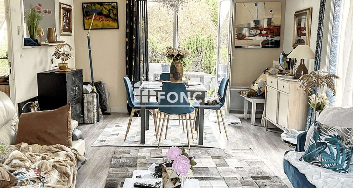 Située à Touques, à 5 minutes de Deauville, maison à vendre d'une superficie de 119 m2 - photo 7