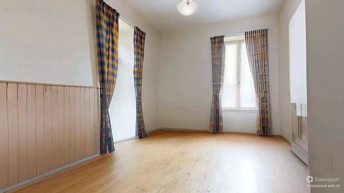 Maison au coeur d'un des plus beaux villages de France, à rénover, avec appartement indépendant et garage - photo 6