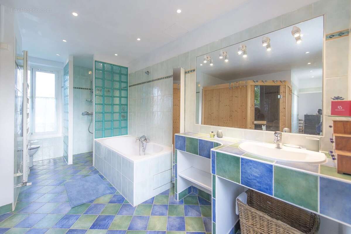 Propriété de caractère paisible de 210m2 habitable - photo 11