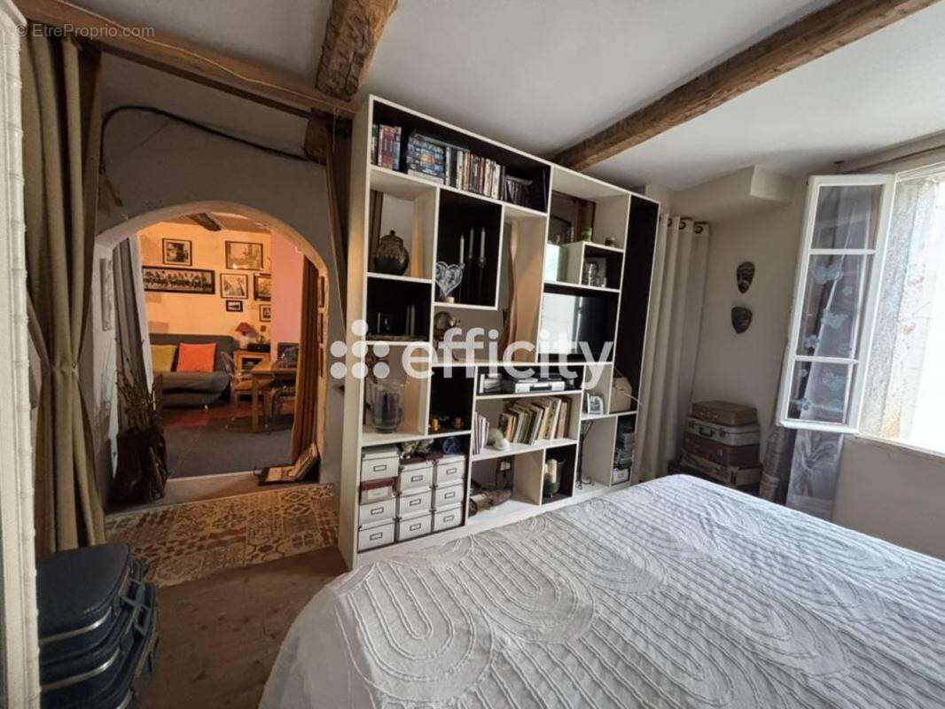 Maison 110 m² à Saint-Genies-De-Fontedit  - photo 3