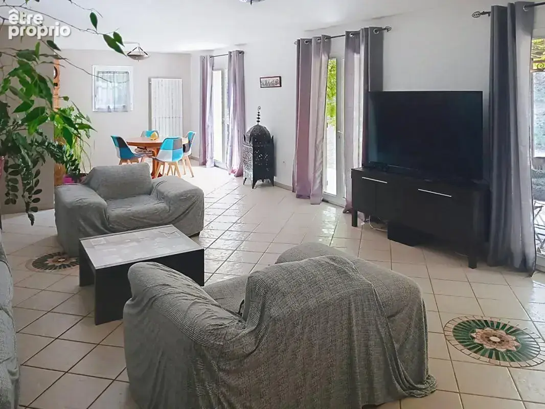 Maison sur 4809m² de terrain avec appartement indépendant et garage - Brignoles - photo 5