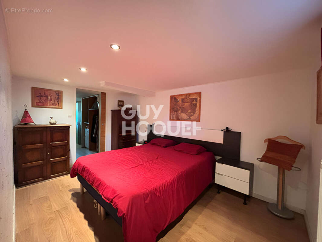 Maison à VAULX-EN-VELIN