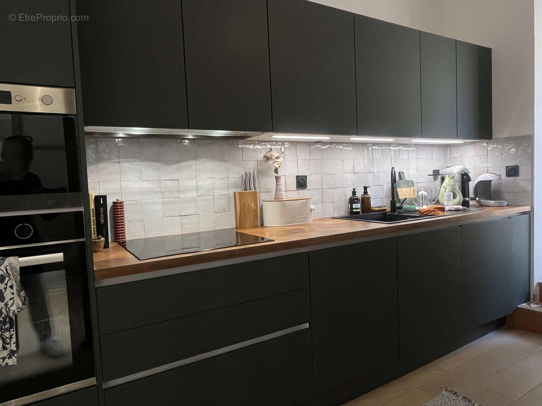 Appartement à MARSEILLE-7E
