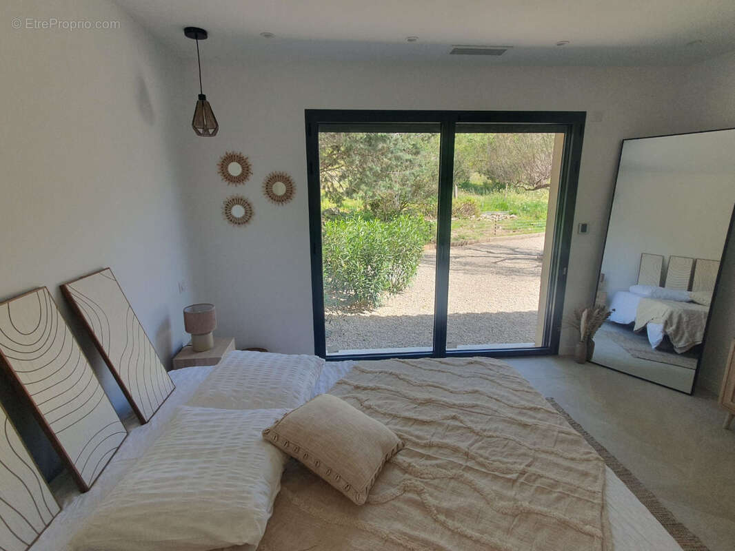 Maison à PLAN-DE-LA-TOUR