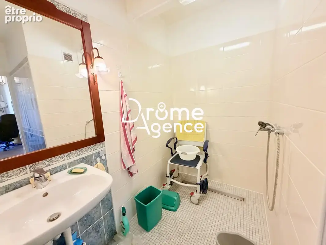 Appartement 3 pièces 58 m² à vendre à Romans-Sur-Isere (26100) - photo 4