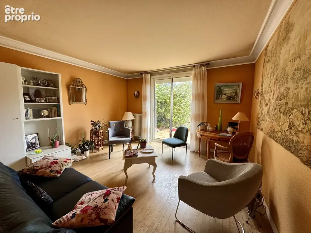 REZE - Maison à étage - 3 chambres - photo 2