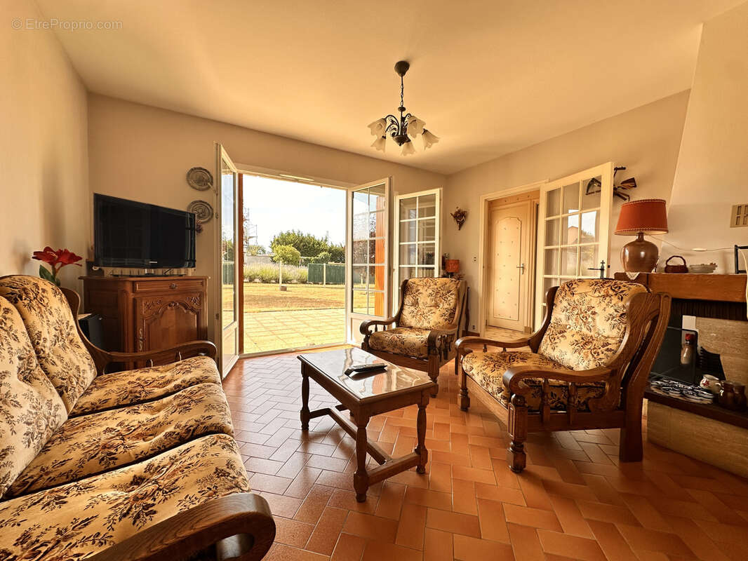 Maison de 93m2 sur sous-sol total - photo 2