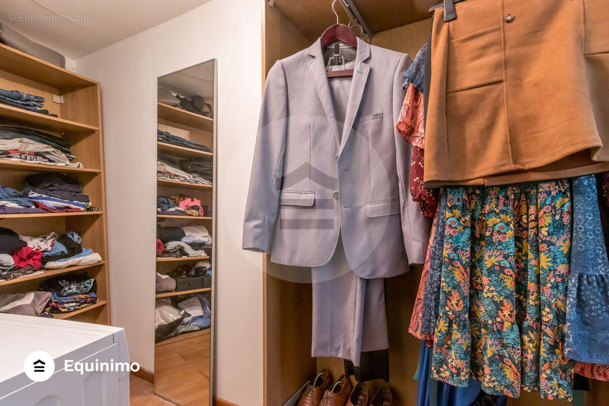 Appartement à PARIS-9E