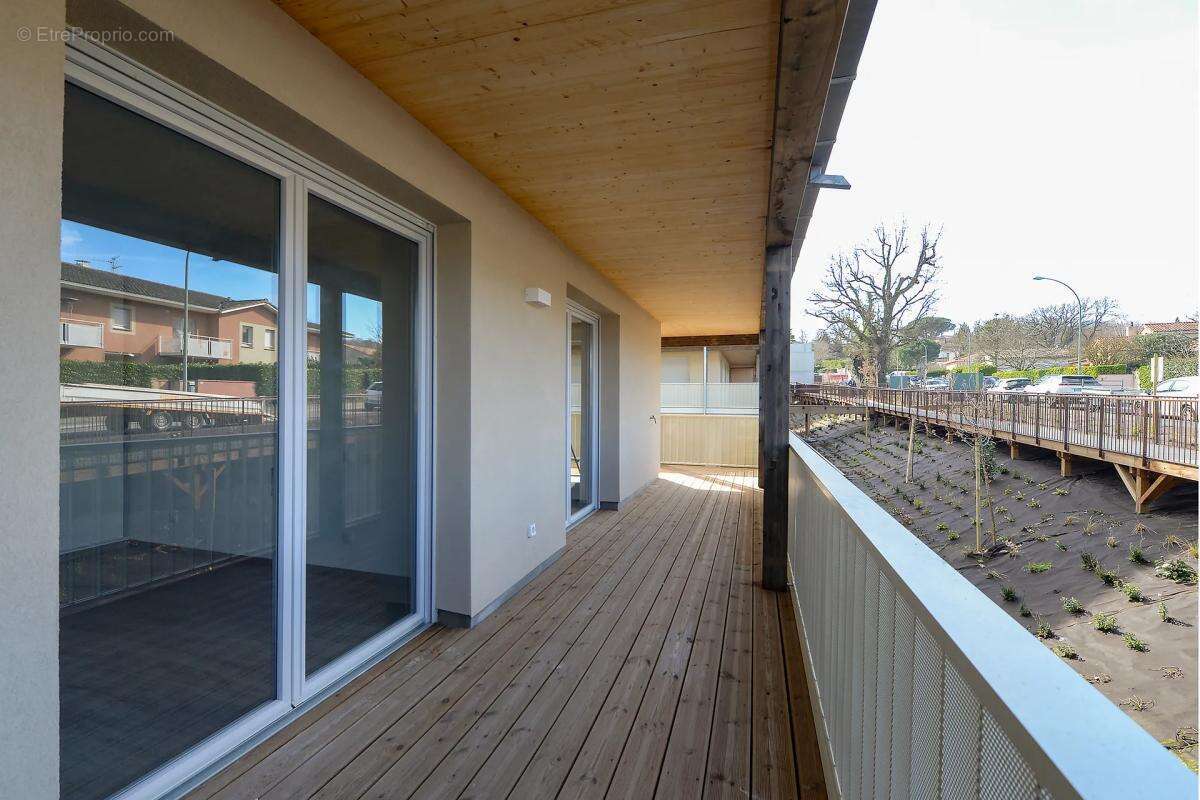 Appartement à RAMONVILLE-SAINT-AGNE