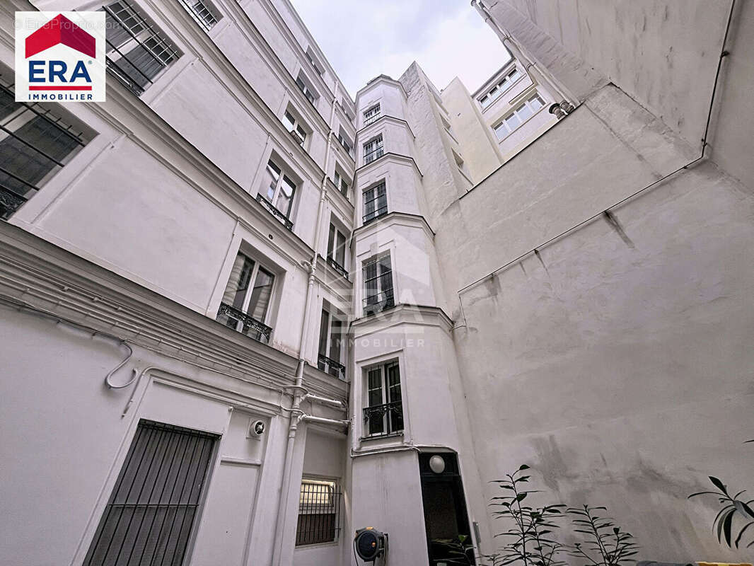 Appartement à PARIS-9E