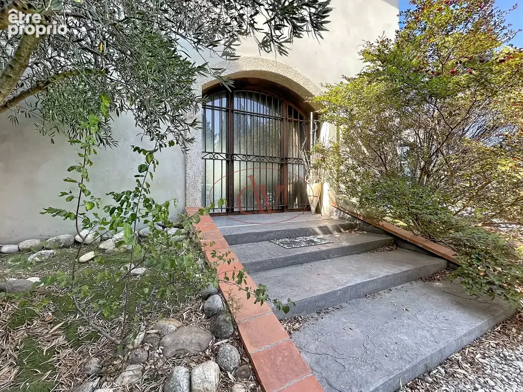 Maison 4 faces / 205 m2 hab / 4 chambres / parcelle 2200 m2 /  saint-feliu-d'avall - photo 2