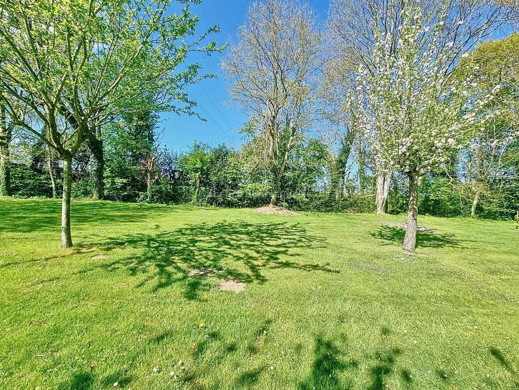 Maison à EQUEMAUVILLE