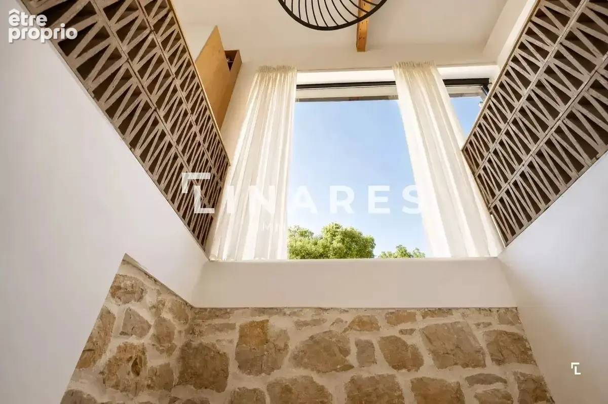 LA PANORAMIQUE - Villa T5 de 200m² - Piscine - Cuisine d'été - Terrain de 785m² - 13011 LA VALENTINE - photo 13
