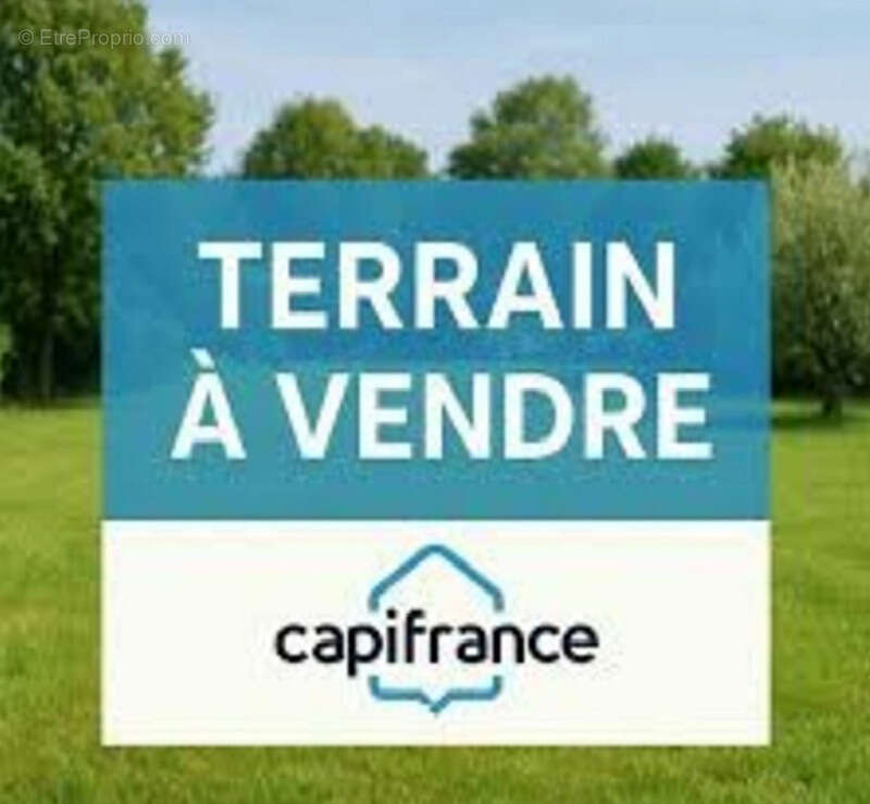 Terrain à BEAUCHAMP