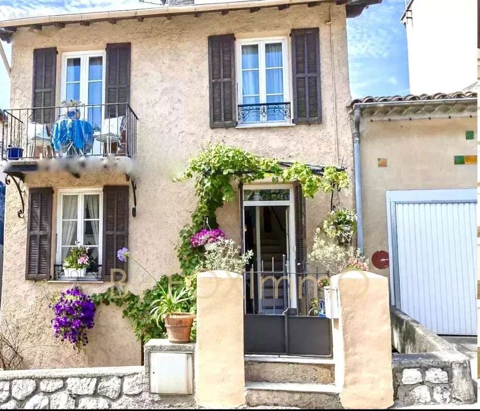 Maison à BIOT