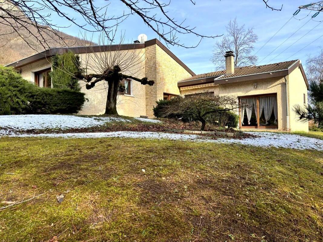 Maison à SAINT-PAUL-DE-VARCES