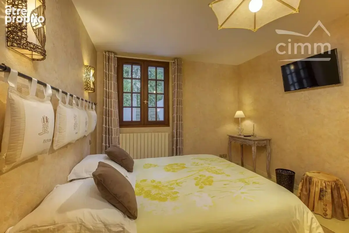 Propriété de charme 420m2 sur 1.6 ha de terrain dans un cadre champêtre sans voisinage - photo 21