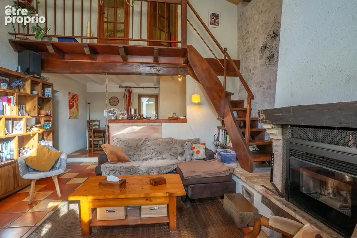 Charmante maison au cœur du village, avec patio, terrasse et magnifique vue - photo 3
