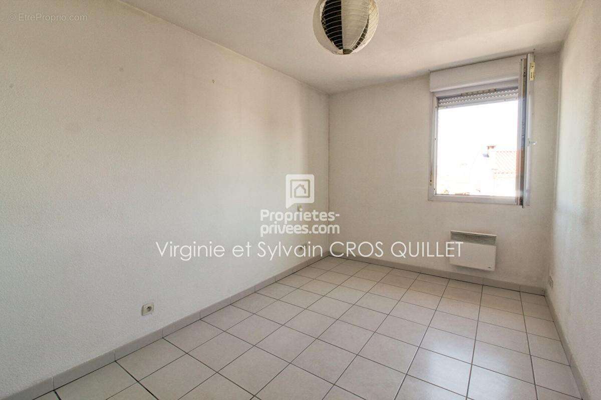 Appartement à LESPINASSE