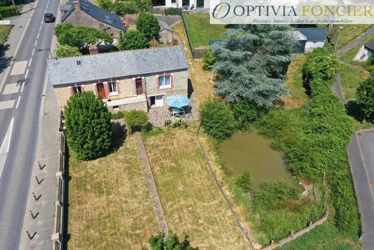 Maison à LE SEL-DE-BRETAGNE