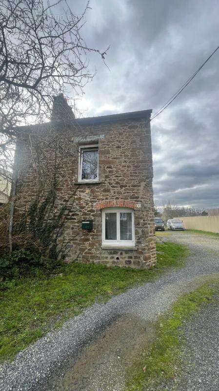 Maison à LA GOUESNIERE
