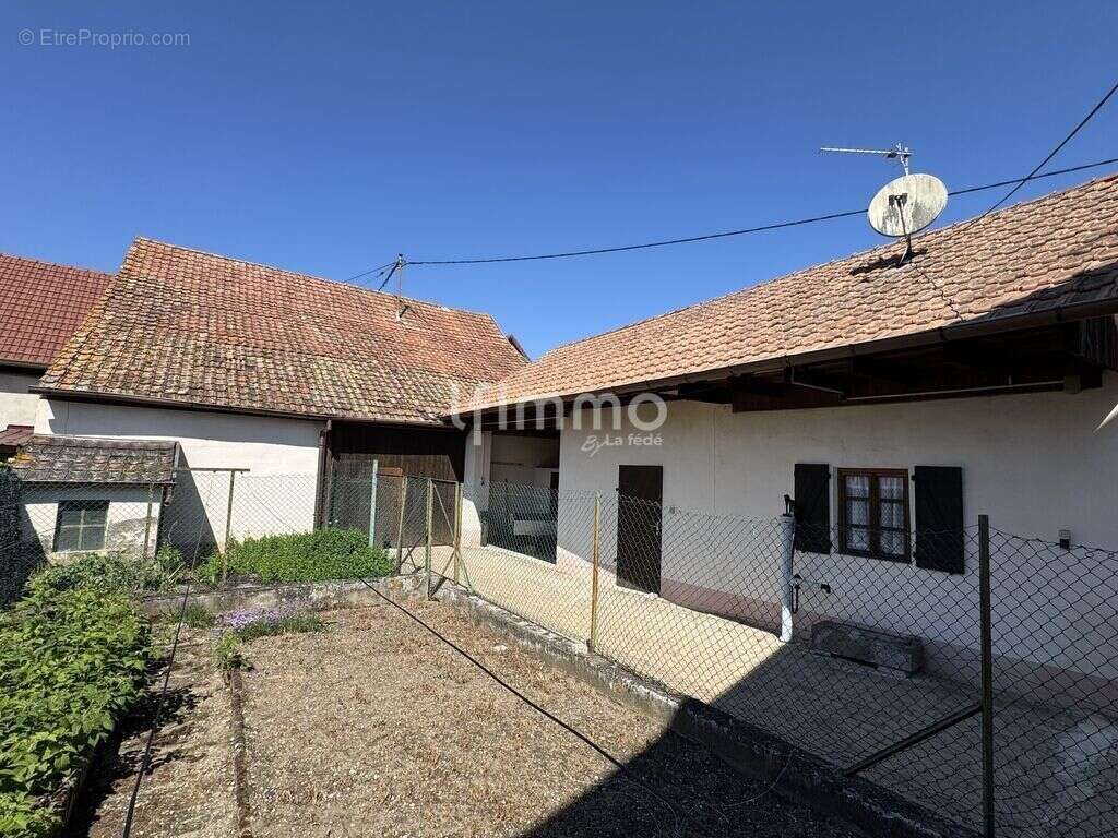 Maison 150 m²,4 chambres, dépendances et charme, Munchhouse - photo 2