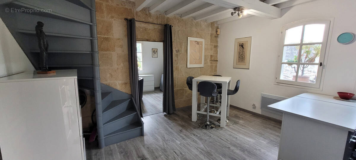 Maison à AUBAIS