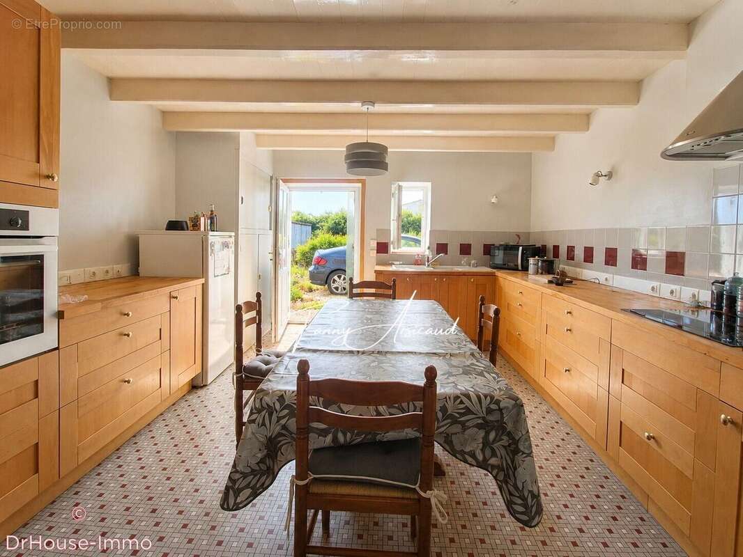 Maison 152 m² à Vix  - photo 5