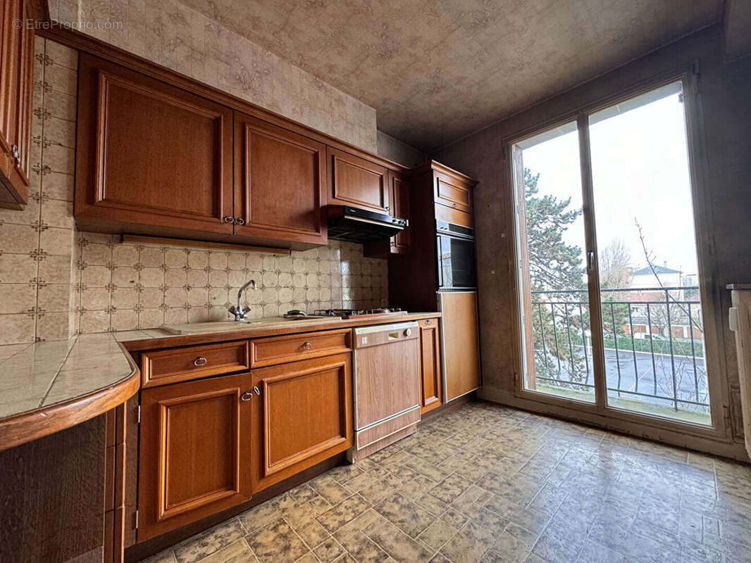 Appartement à ENGHIEN-LES-BAINS